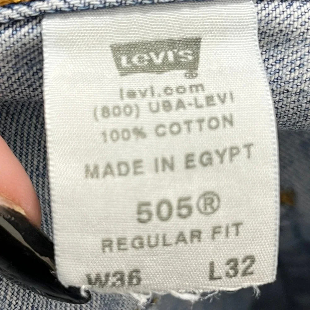 Levis excellent minor
